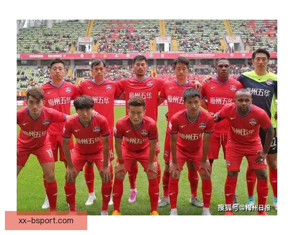 佩德里恢复训练积极备战 新赛季复出在即令人期待