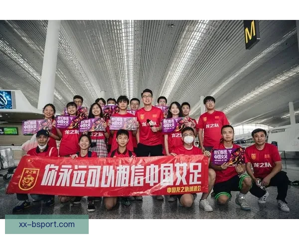 女足球迷文化逐渐兴起与成熟彰显体育多元魅力