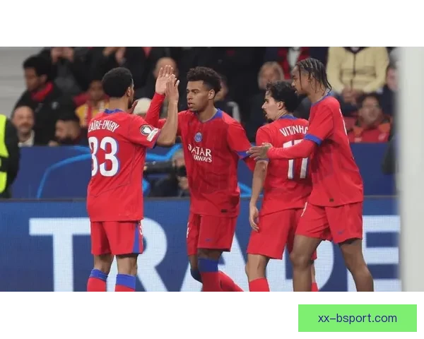 巴黎圣日耳曼宣布扎伊尔·埃梅里伤愈归队备战新赛季